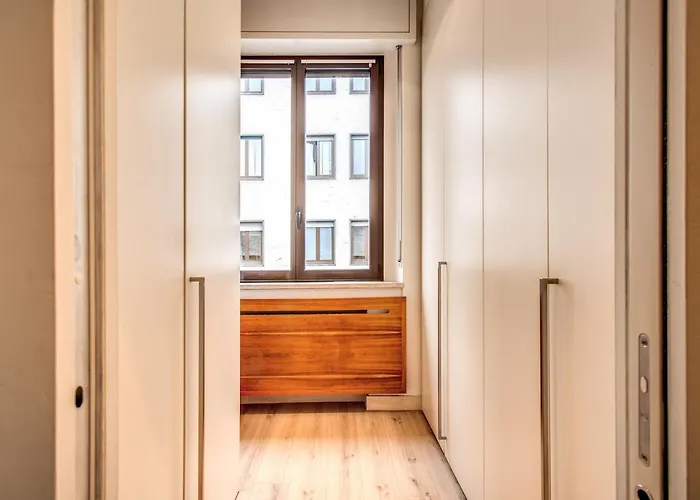 アパート スイート サンタ テクラ ミラノ